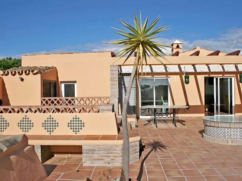 Duplex Penthouse in Venalmar: Beachside Elegance on the New Golden Mile