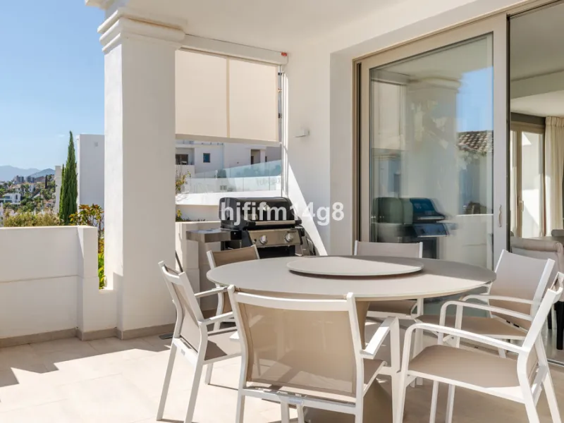 9 Lions Residences – modern luxury at its finest! The building for this development was completed in 2018, therefore the properties for sale here are contemporary and have that wow factor. This ground floor apartment is a vision of elegance and refinement