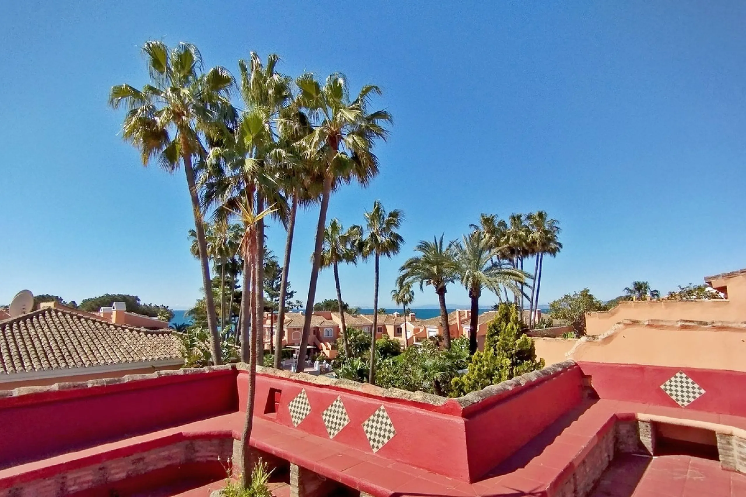 Duplex Penthouse in Venalmar: Beachside Elegance on the New Golden Mile