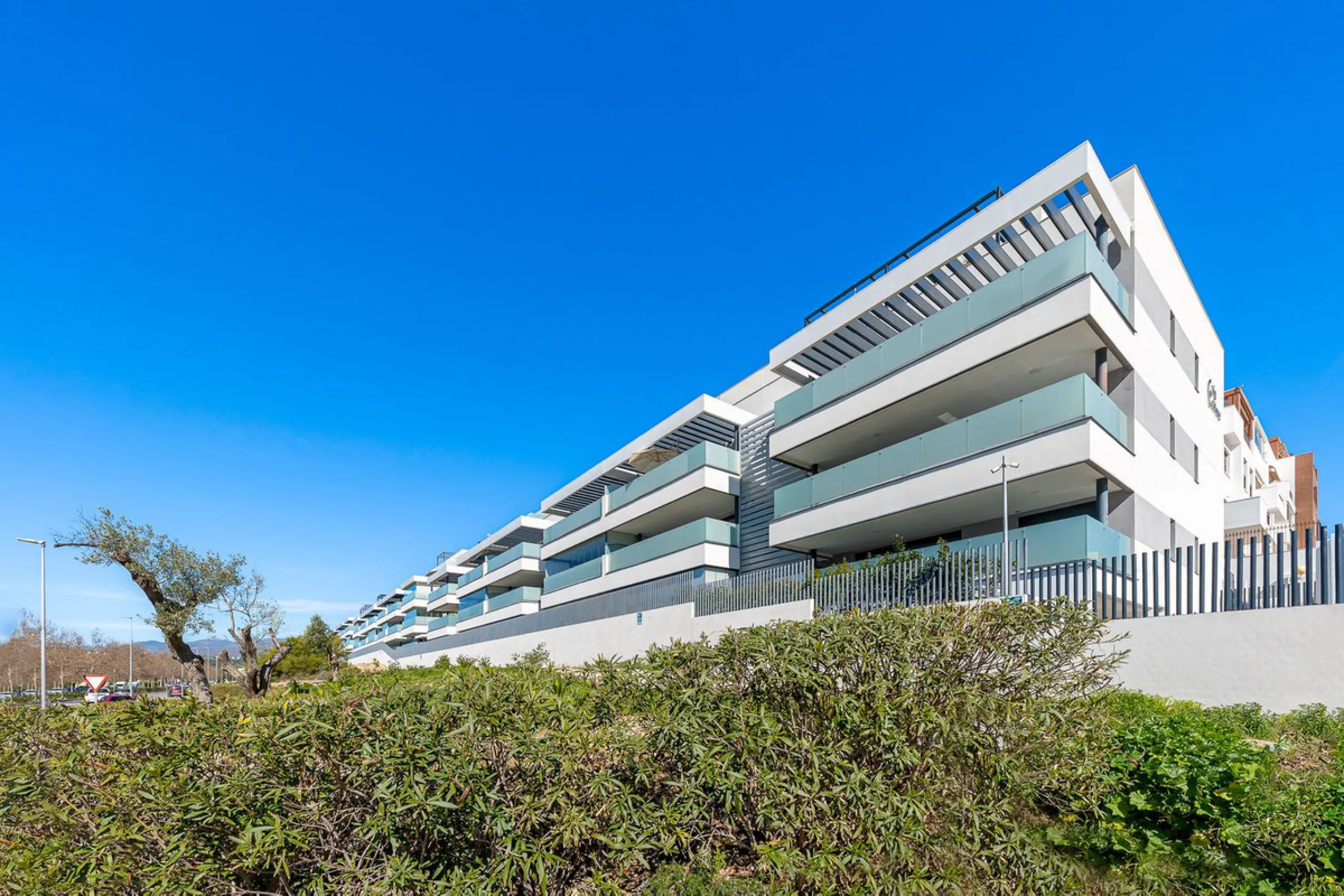 Apartment - Middle Floor Apartment в продаже в Mijas, Málaga. В доме 3 спален и 2 ванных комнат. Площадь дома 105 м²