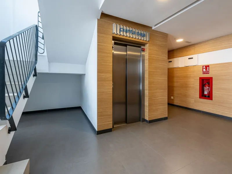 Apartment - Middle Floor Apartment в продаже в Mijas, Málaga. В доме 3 спален и 2 ванных комнат. Площадь дома 105 м²
