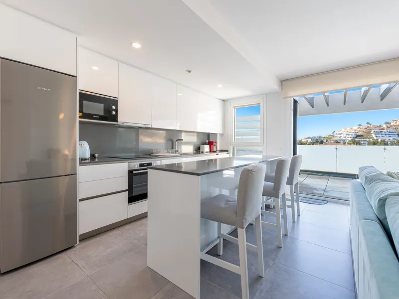 Apartment - Middle Floor Apartment в продаже в Mijas, Málaga. В доме 3 спален и 2 ванных комнат. Площадь дома 105 м²