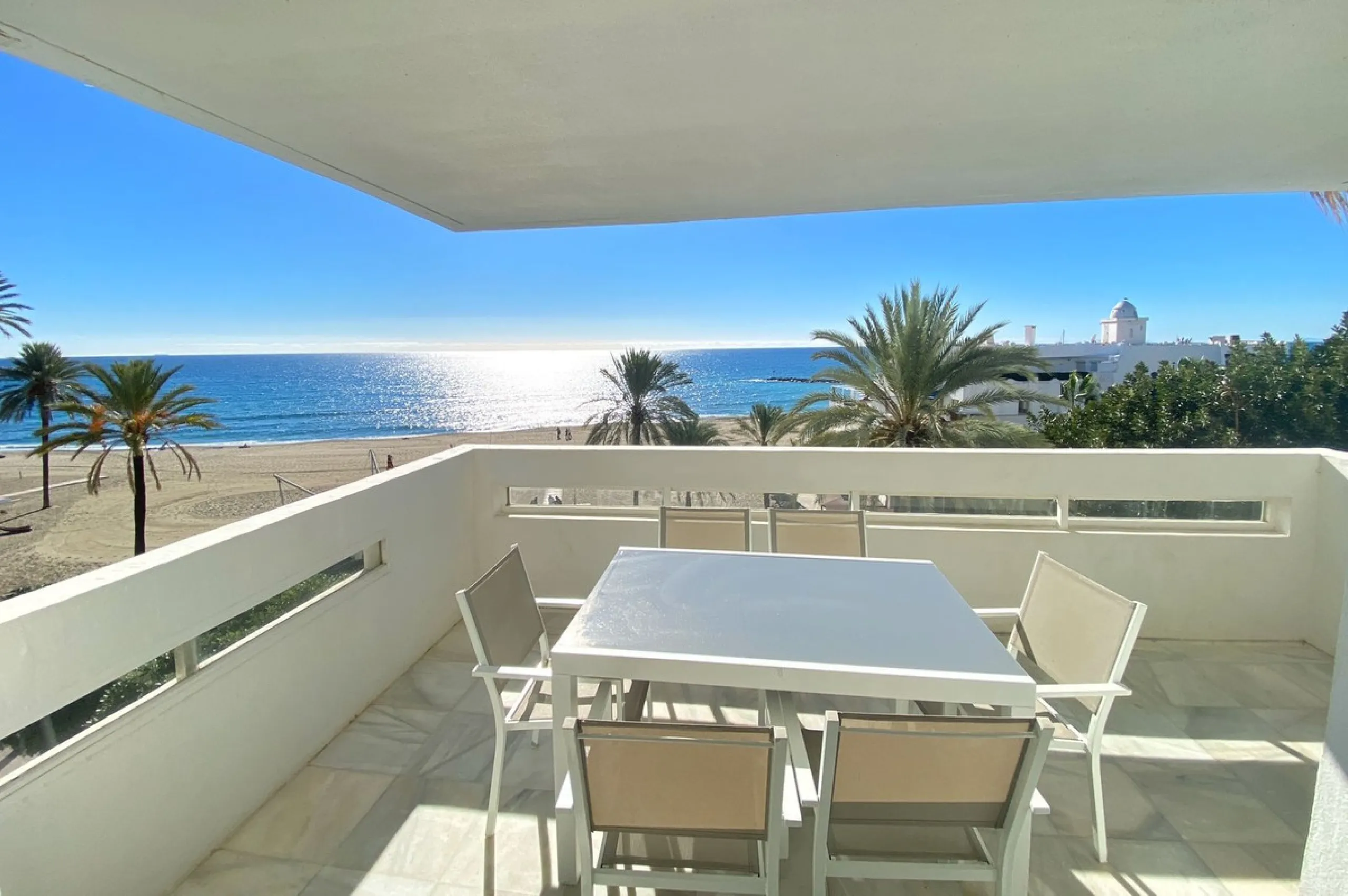 EXCLUSIVE LISTING