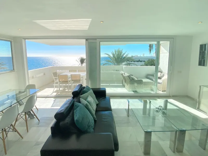 EXCLUSIVE LISTING