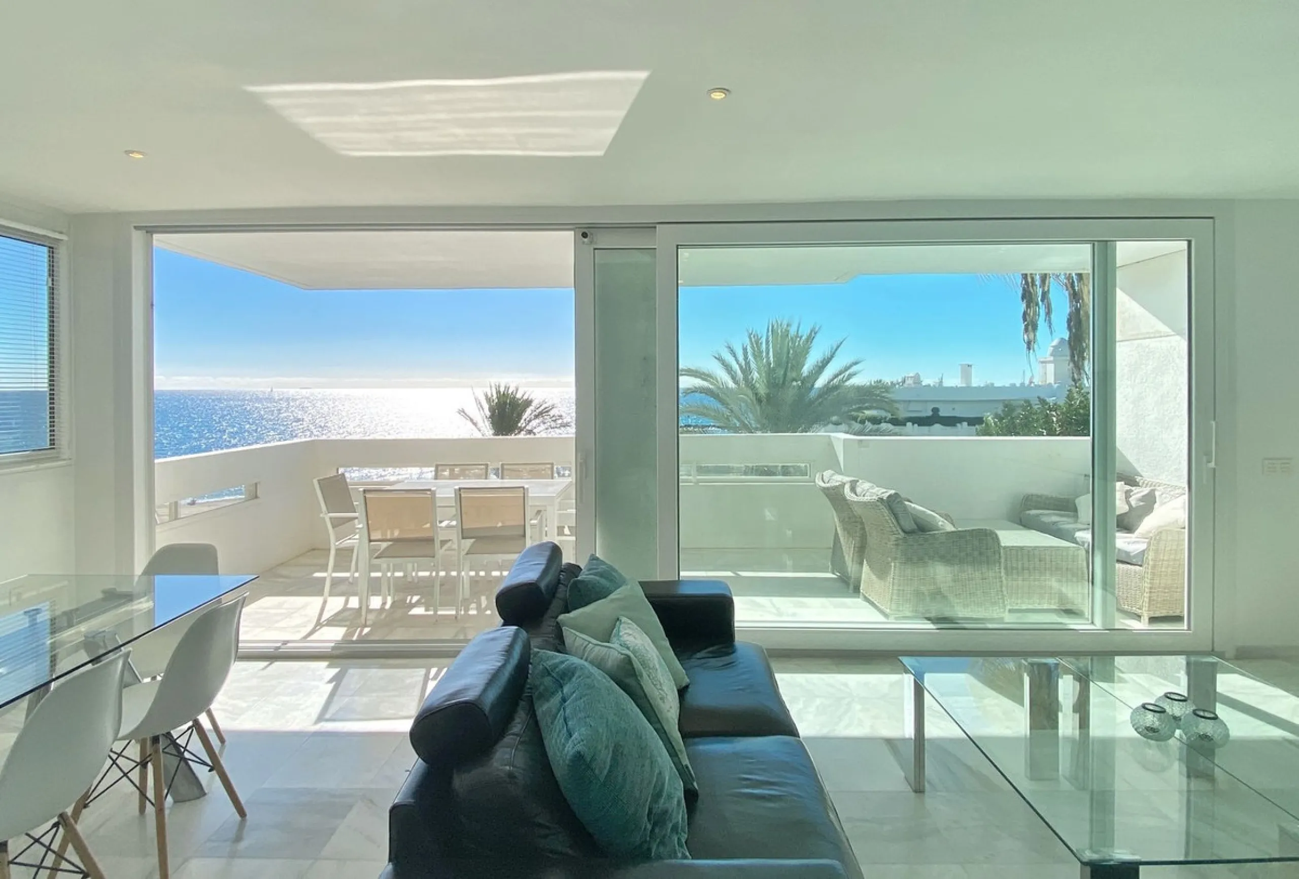 EXCLUSIVE LISTING