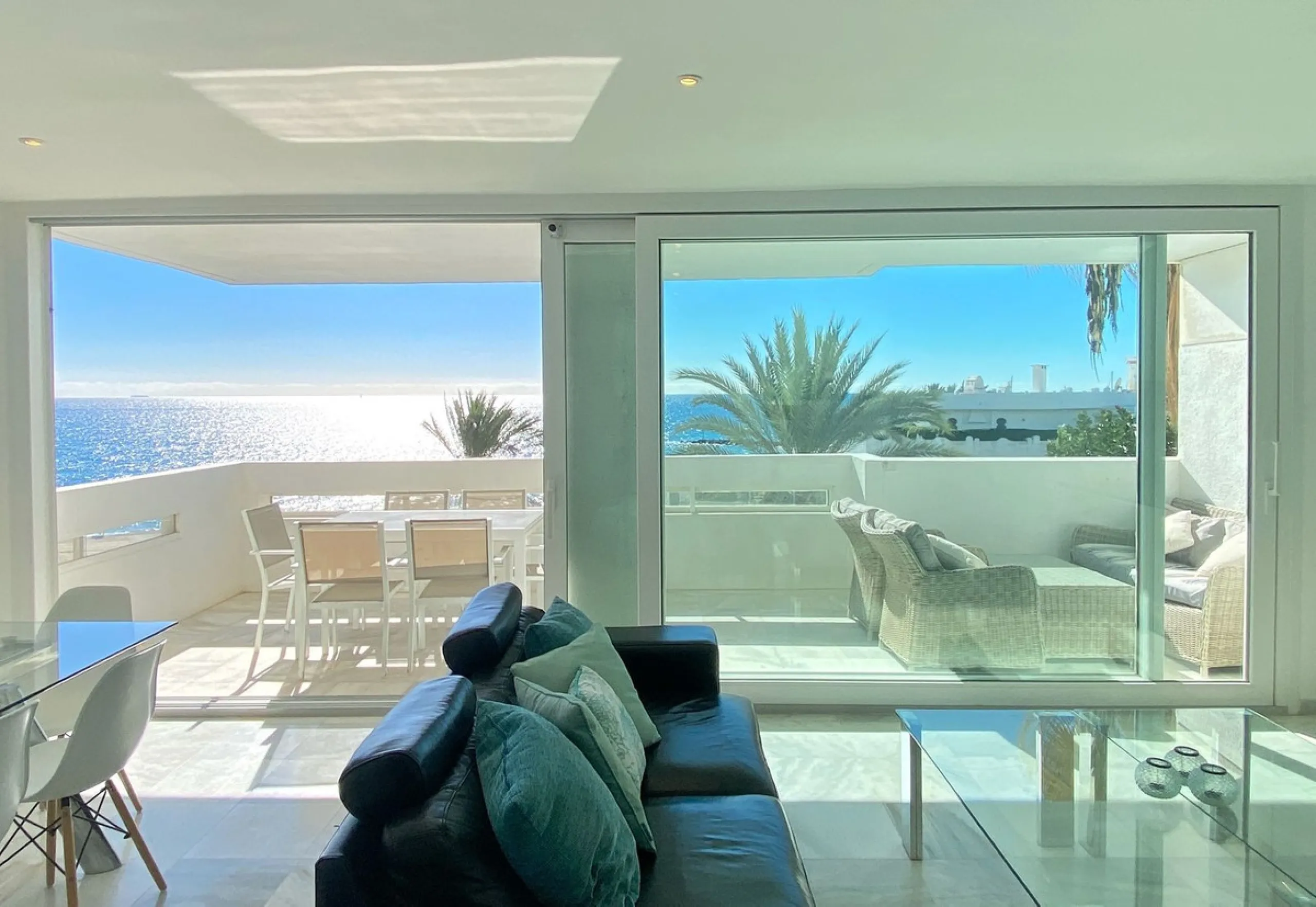 EXCLUSIVE LISTING