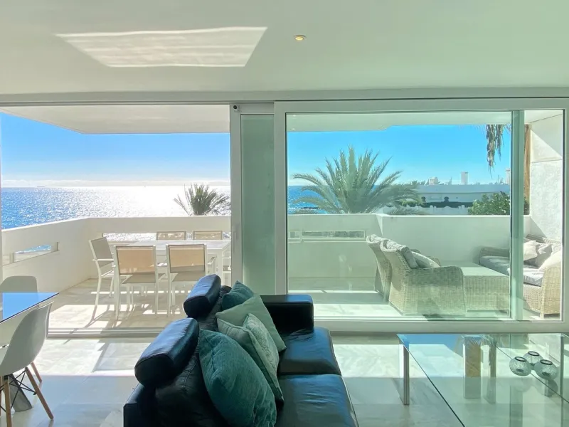 EXCLUSIVE LISTING