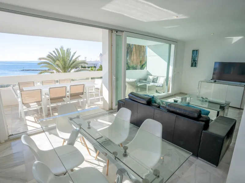 EXCLUSIVE LISTING
