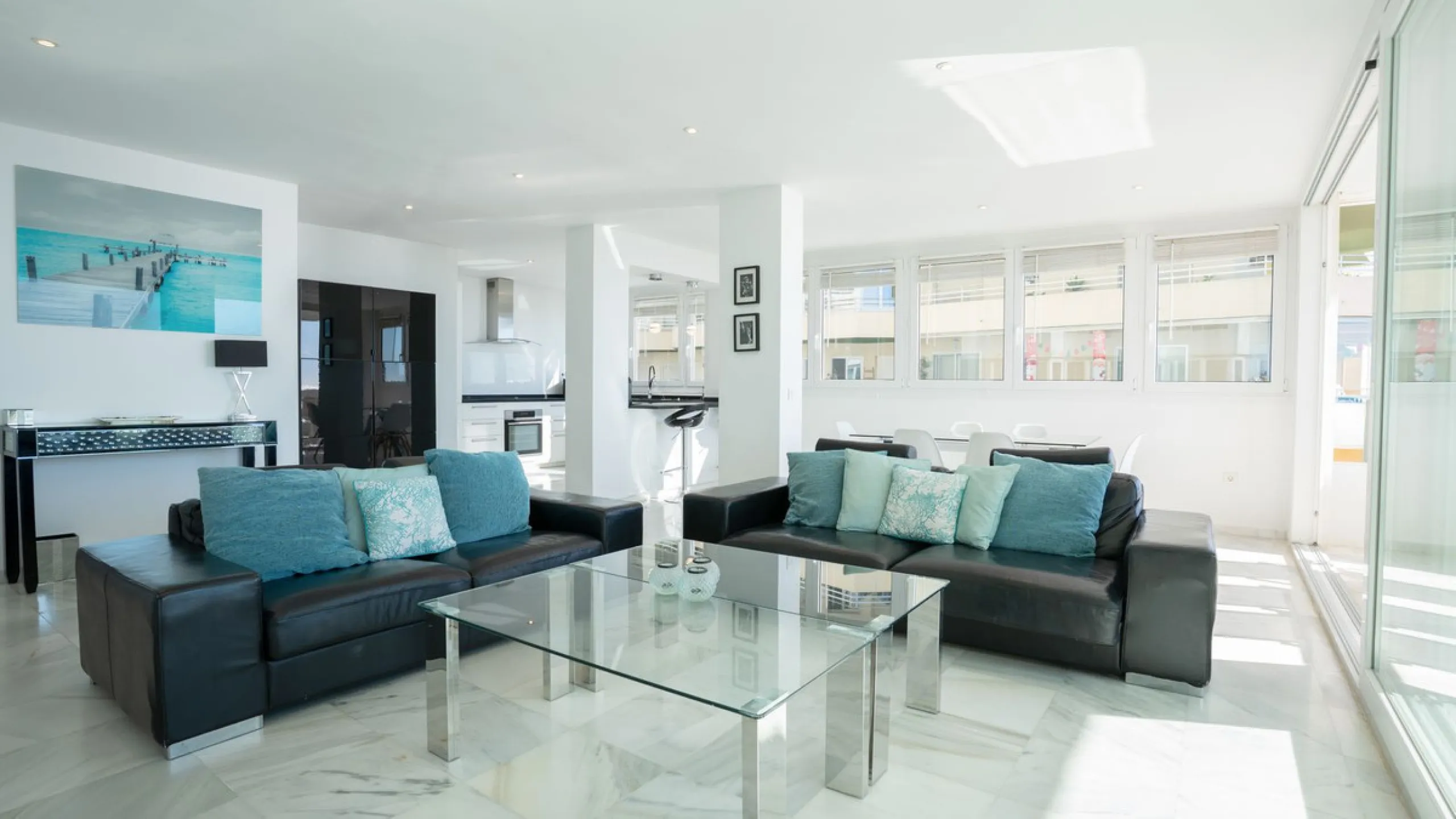 EXCLUSIVE LISTING