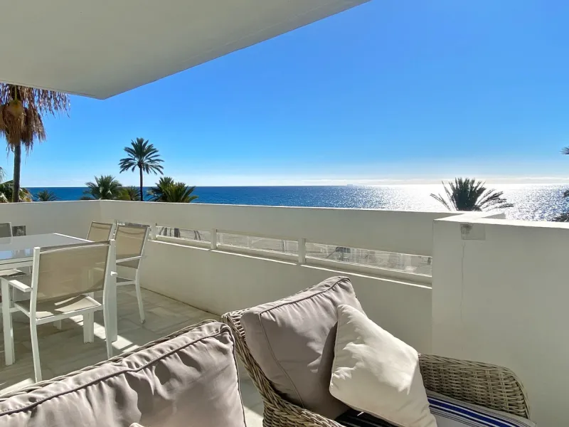 EXCLUSIVE LISTING