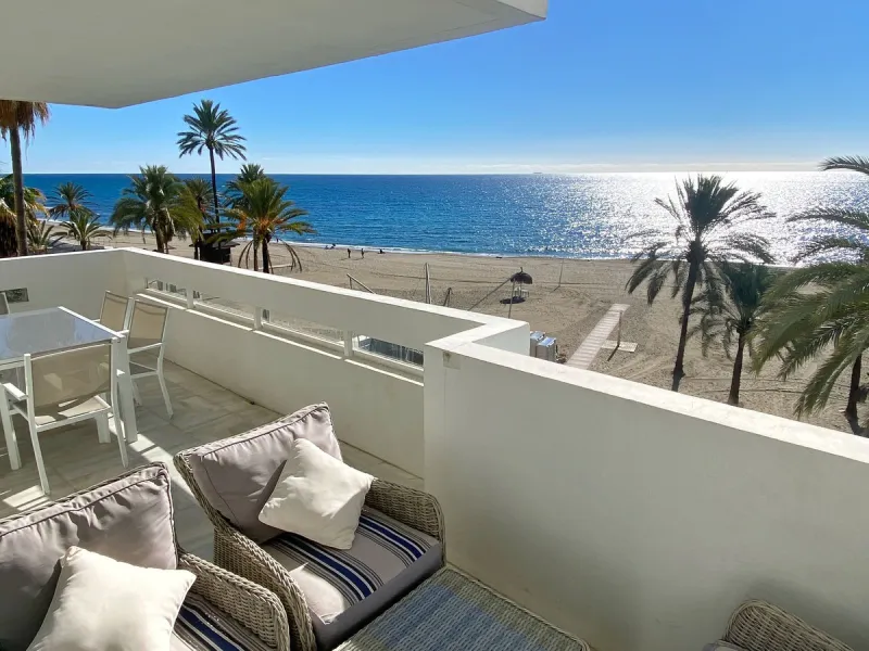 EXCLUSIVE LISTING