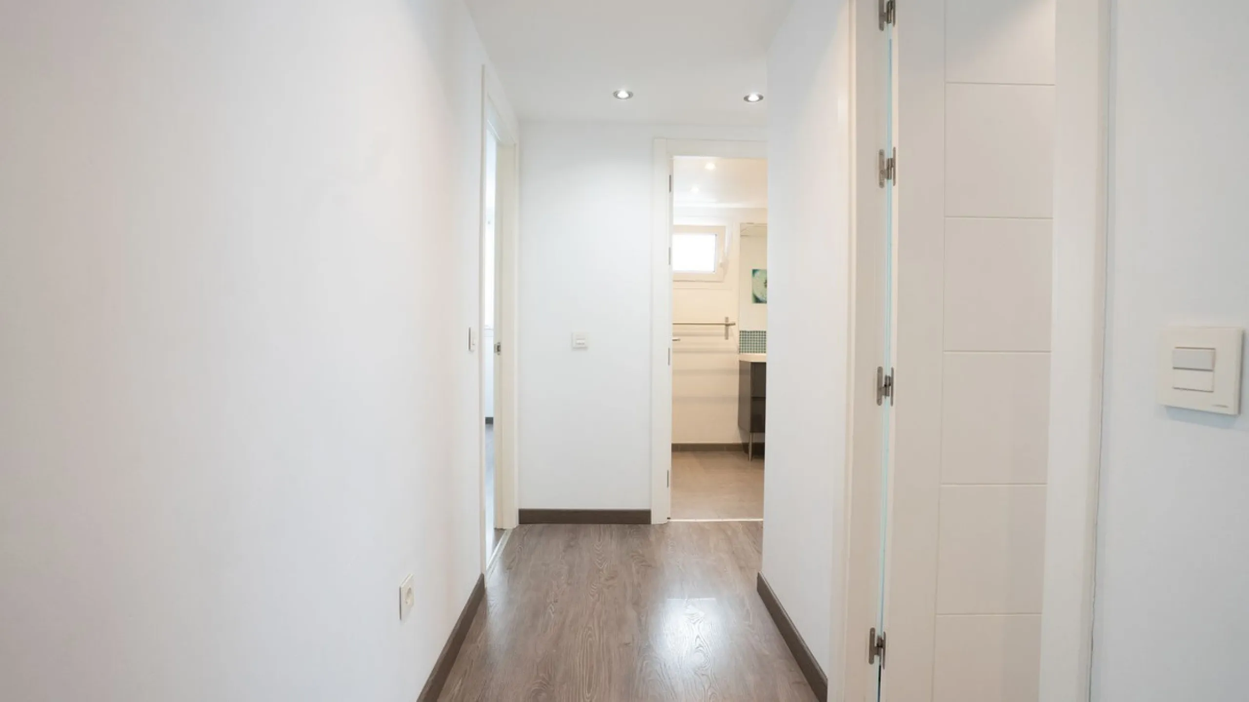 EXCLUSIVE LISTING