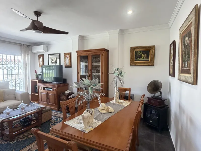 Beautiful and charming townhouse in one of the most desirable areas of Estepona town center.