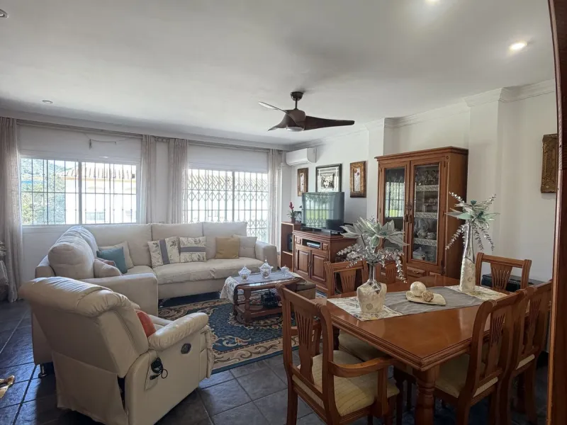 Beautiful and charming townhouse in one of the most desirable areas of Estepona town center.