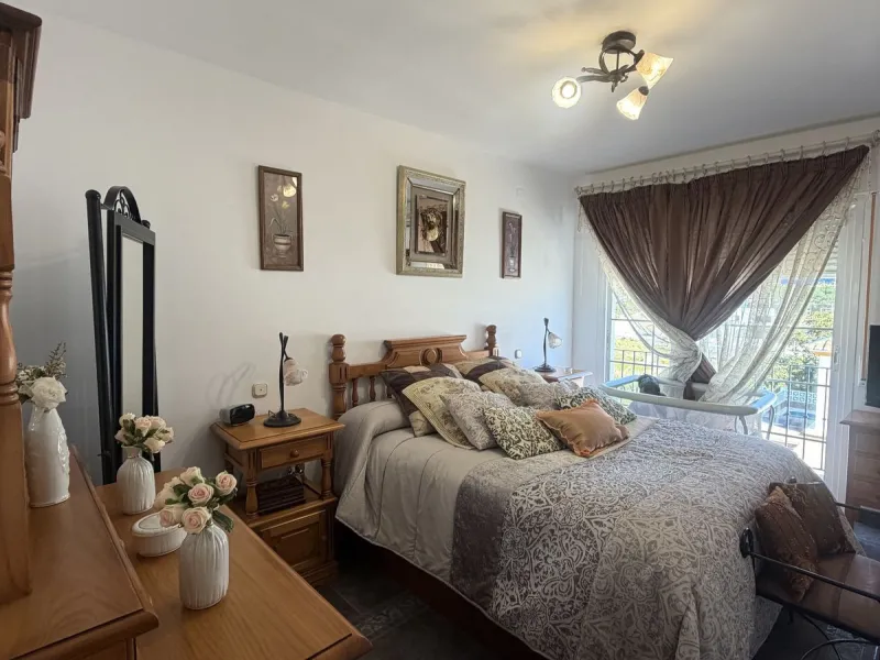 Beautiful and charming townhouse in one of the most desirable areas of Estepona town center.