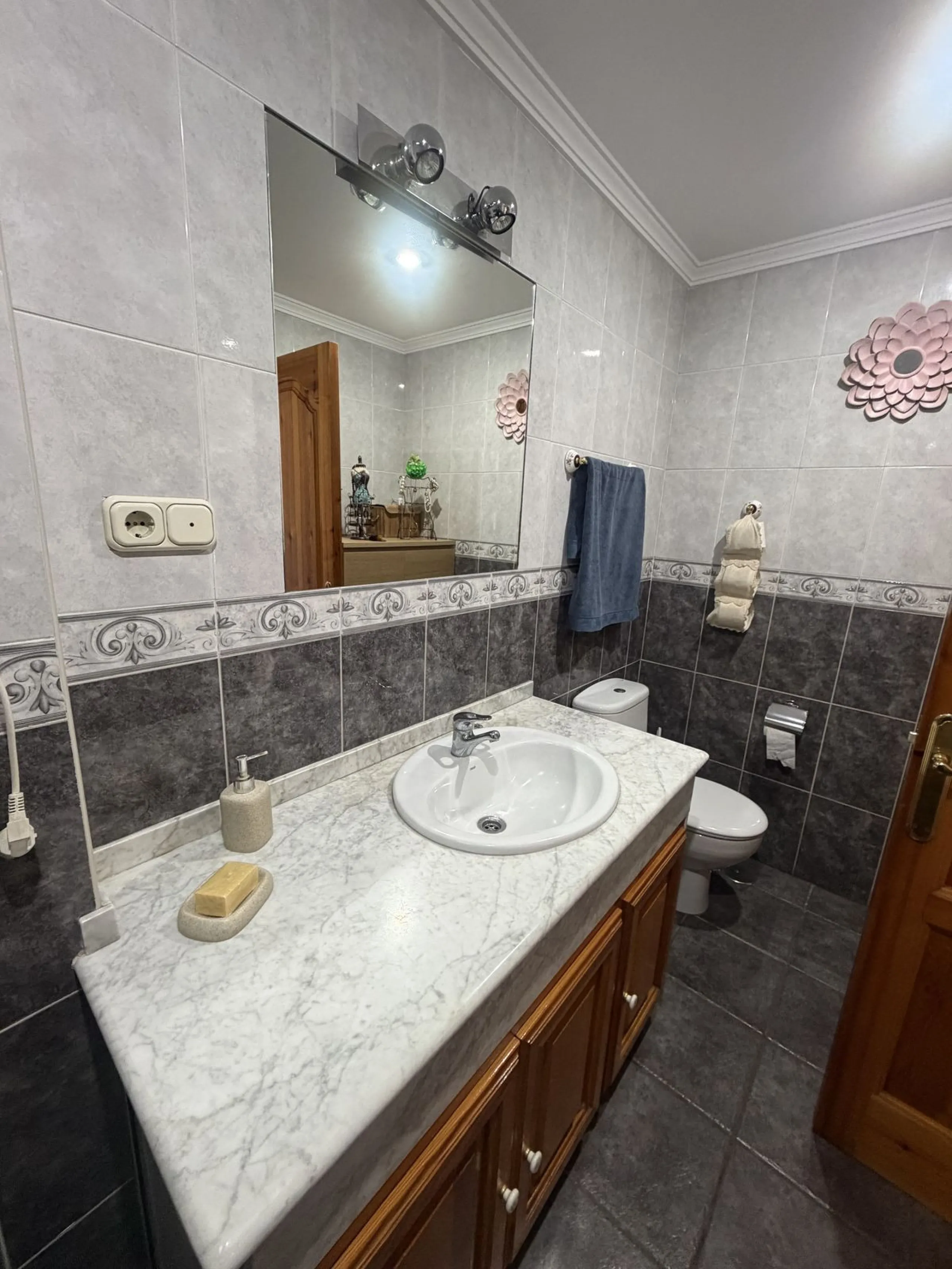 Beautiful and charming townhouse in one of the most desirable areas of Estepona town center.