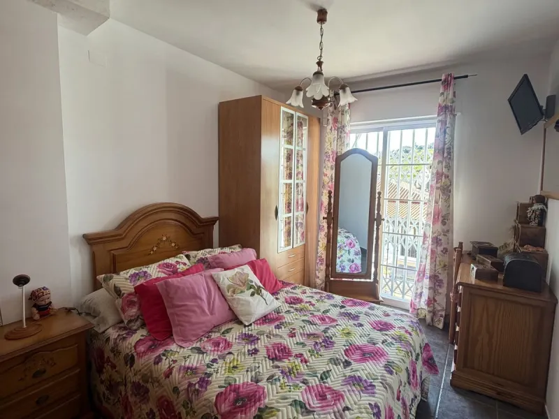 Beautiful and charming townhouse in one of the most desirable areas of Estepona town center.