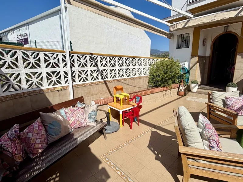 Beautiful and charming townhouse in one of the most desirable areas of Estepona town center.
