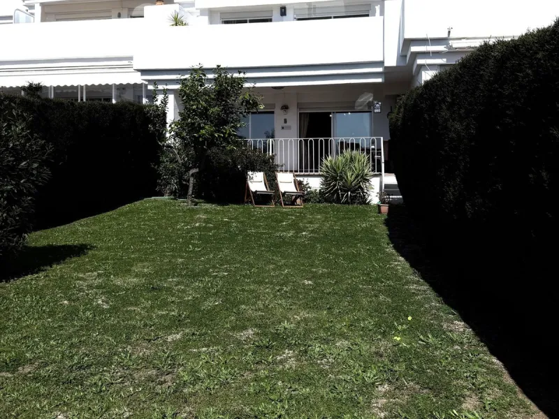 South-Facing Garden Apartment in Prime El Paraíso – Walk to School, Shops, Golf & Beach