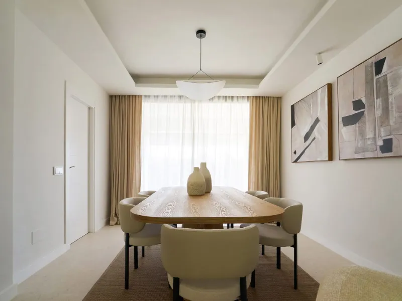Frontline Aloha Golf townhouse nestled in the prestigious Golf Valley of Nueva Andalucía, this beautifully designed three-story townhouse offers a seamless blend of Mediterranean charm and modern living. Recently renovated, the property captures the lifes