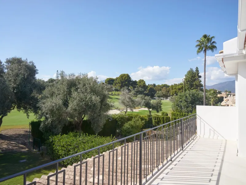 Frontline Aloha Golf townhouse nestled in the prestigious Golf Valley of Nueva Andalucía, this beautifully designed three-story townhouse offers a seamless blend of Mediterranean charm and modern living. Recently renovated, the property captures the lifes