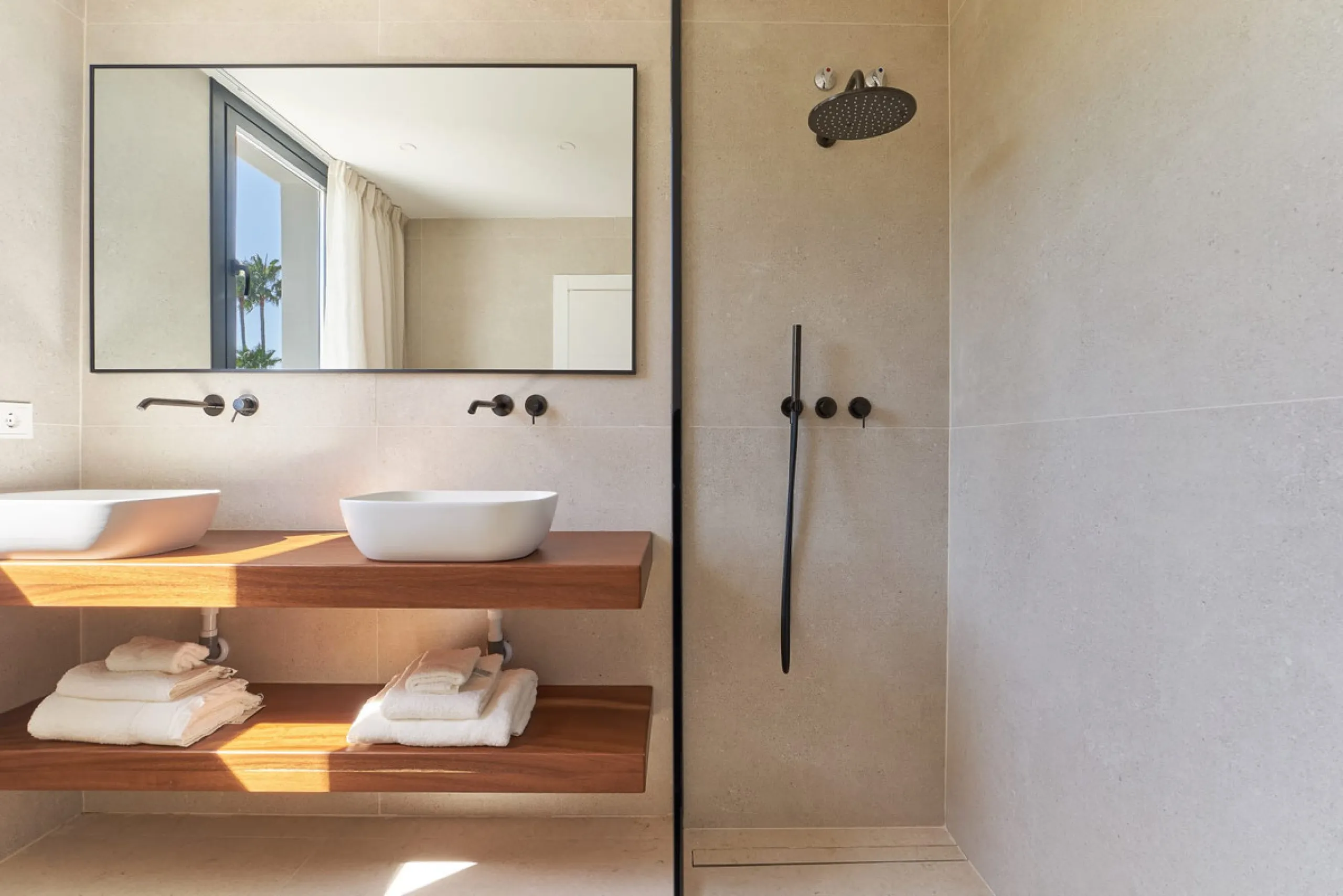 Frontline Aloha Golf townhouse nestled in the prestigious Golf Valley of Nueva Andalucía, this beautifully designed three-story townhouse offers a seamless blend of Mediterranean charm and modern living. Recently renovated, the property captures the lifes