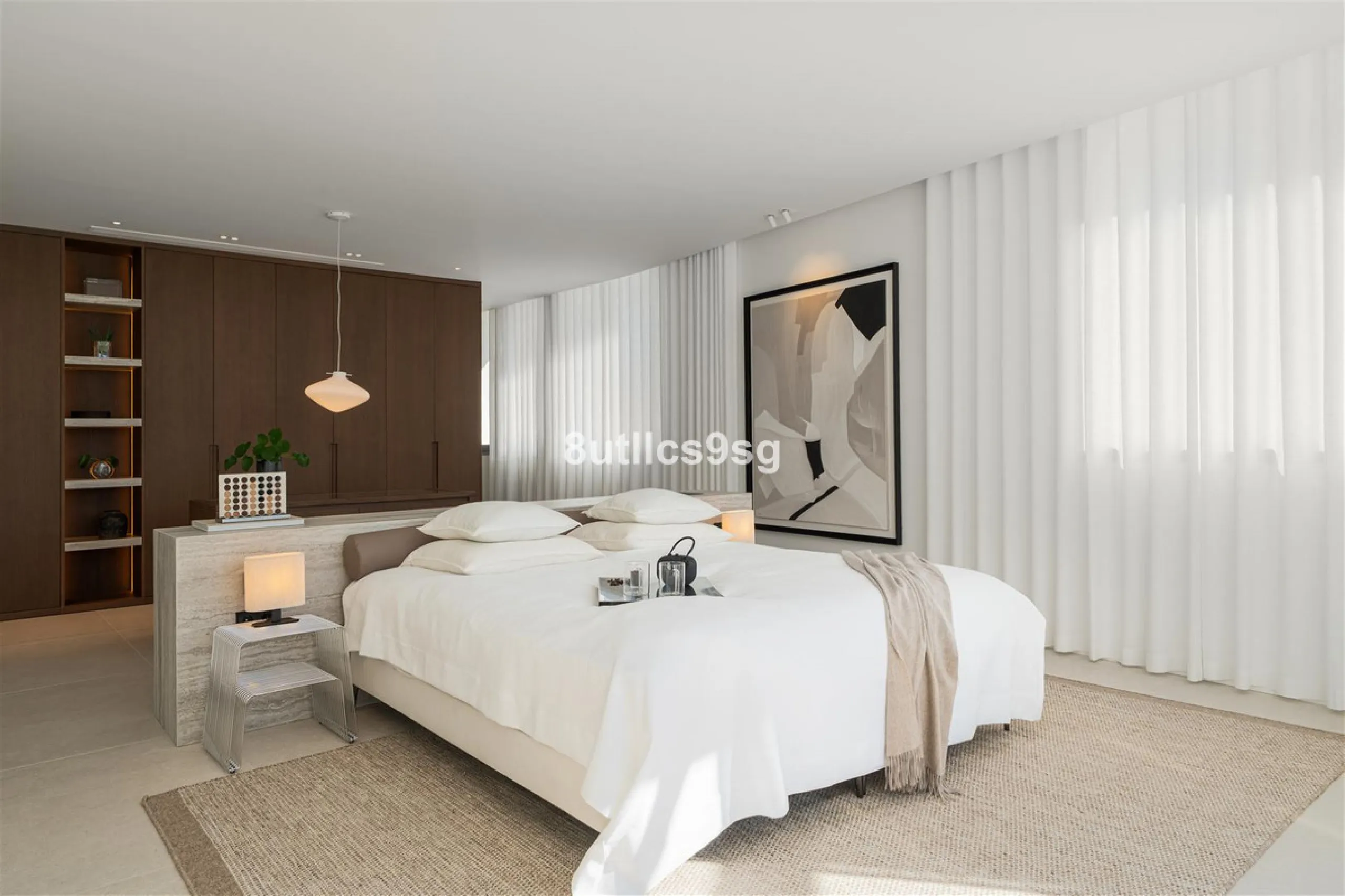 This semi detached house is located in the prestigious area of Sierra Blanca, within the sought-after Marbella Golden Mile in Marbella, Malaga. The property stands out for its generous dimensions, offering 486m² of built space and a 268m² terrace, as well