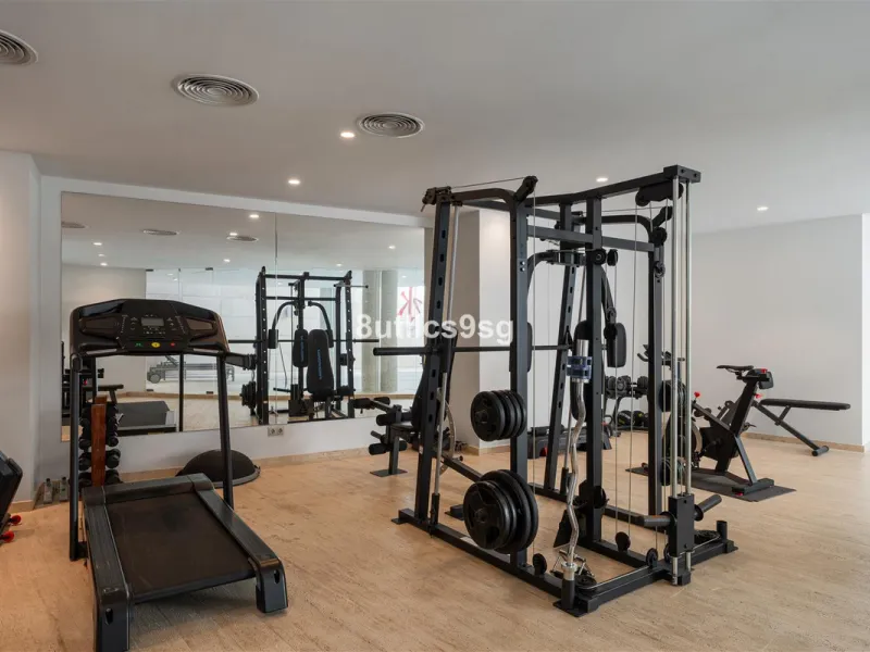 This semi detached house is located in the prestigious area of Sierra Blanca, within the sought-after Marbella Golden Mile in Marbella, Malaga. The property stands out for its generous dimensions, offering 486m² of built space and a 268m² terrace, as well