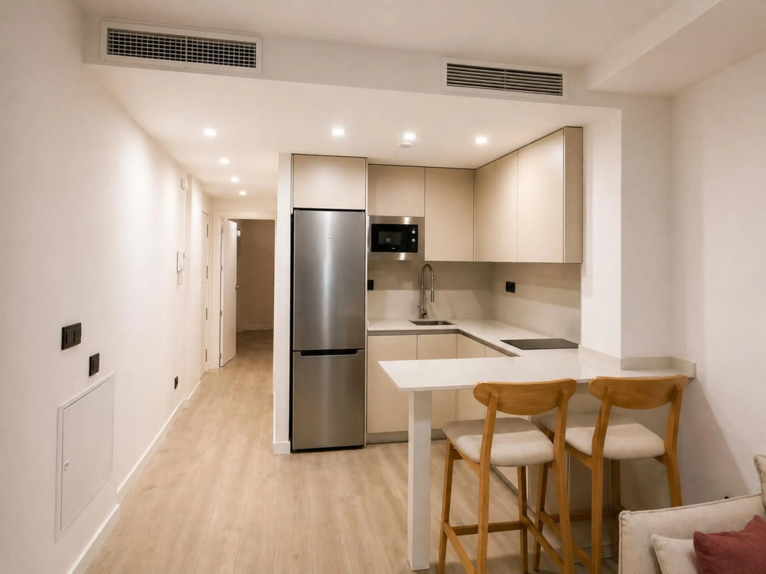 Modern 1-Bedroom Apartment Near Málaga Centro