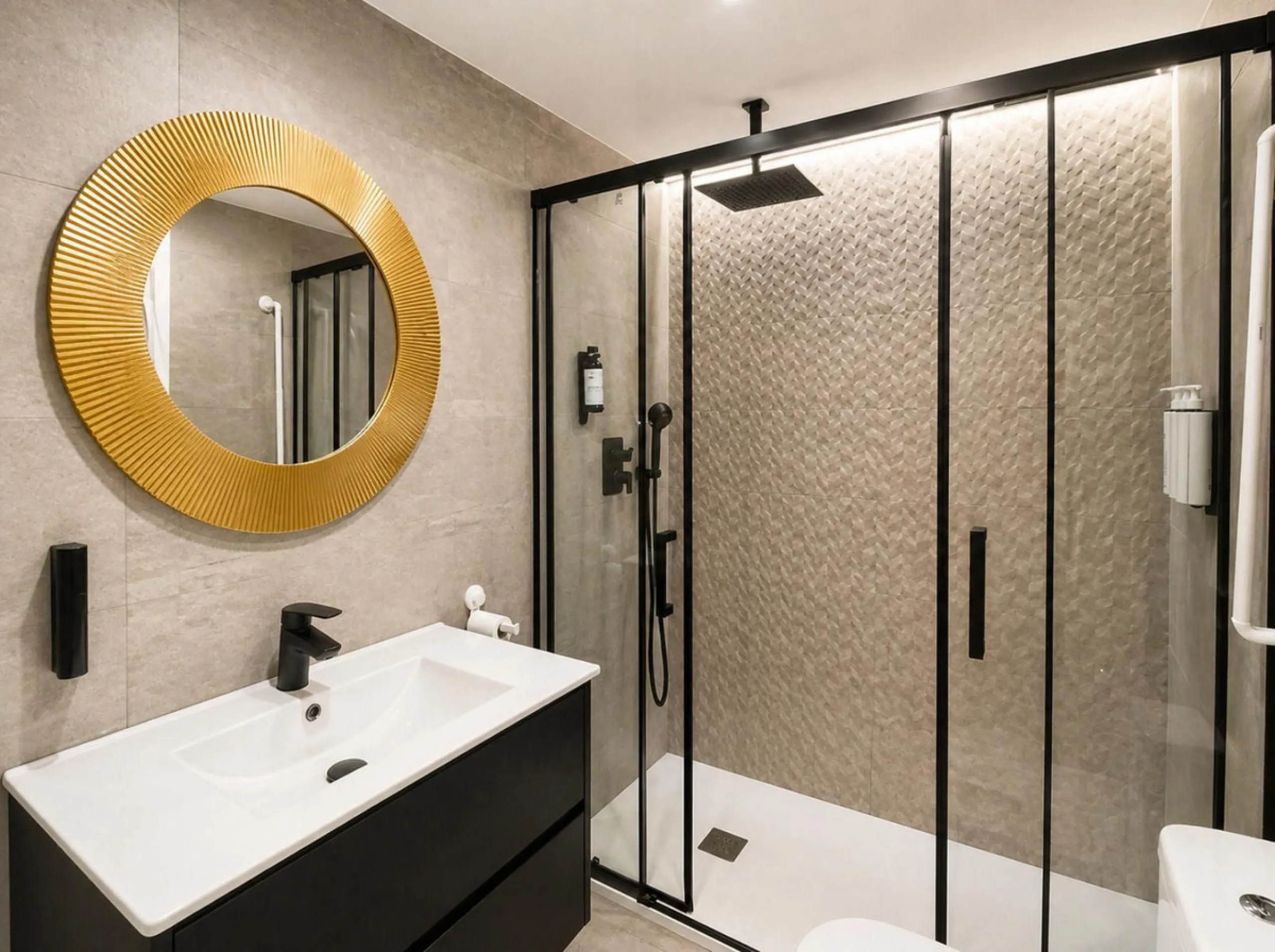 Modern 1-Bedroom Apartment Near Málaga Centro