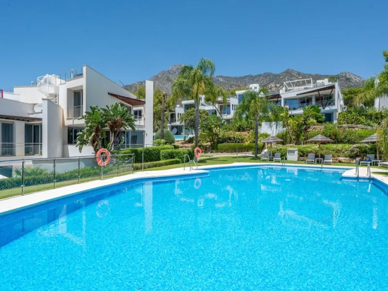 Exceptional Townhouse in Meisho Hills, Sierra Blanca – Marbella