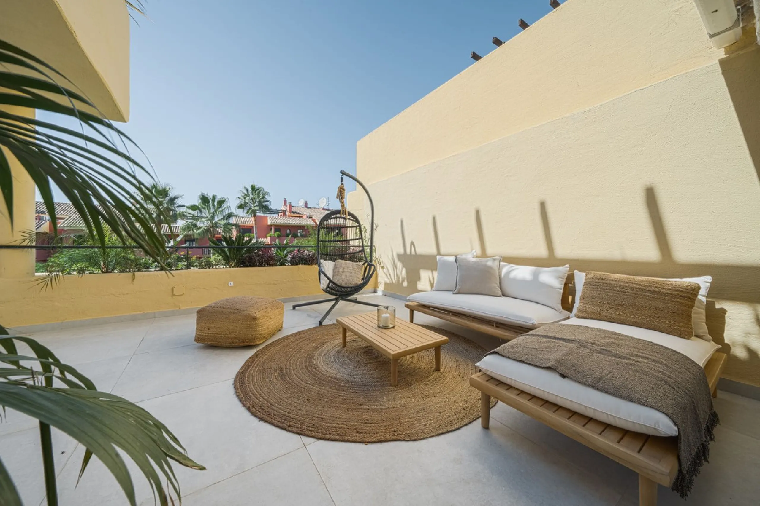 Spectacular Duplex Penthouse with Sea Views on the New Golden Mile