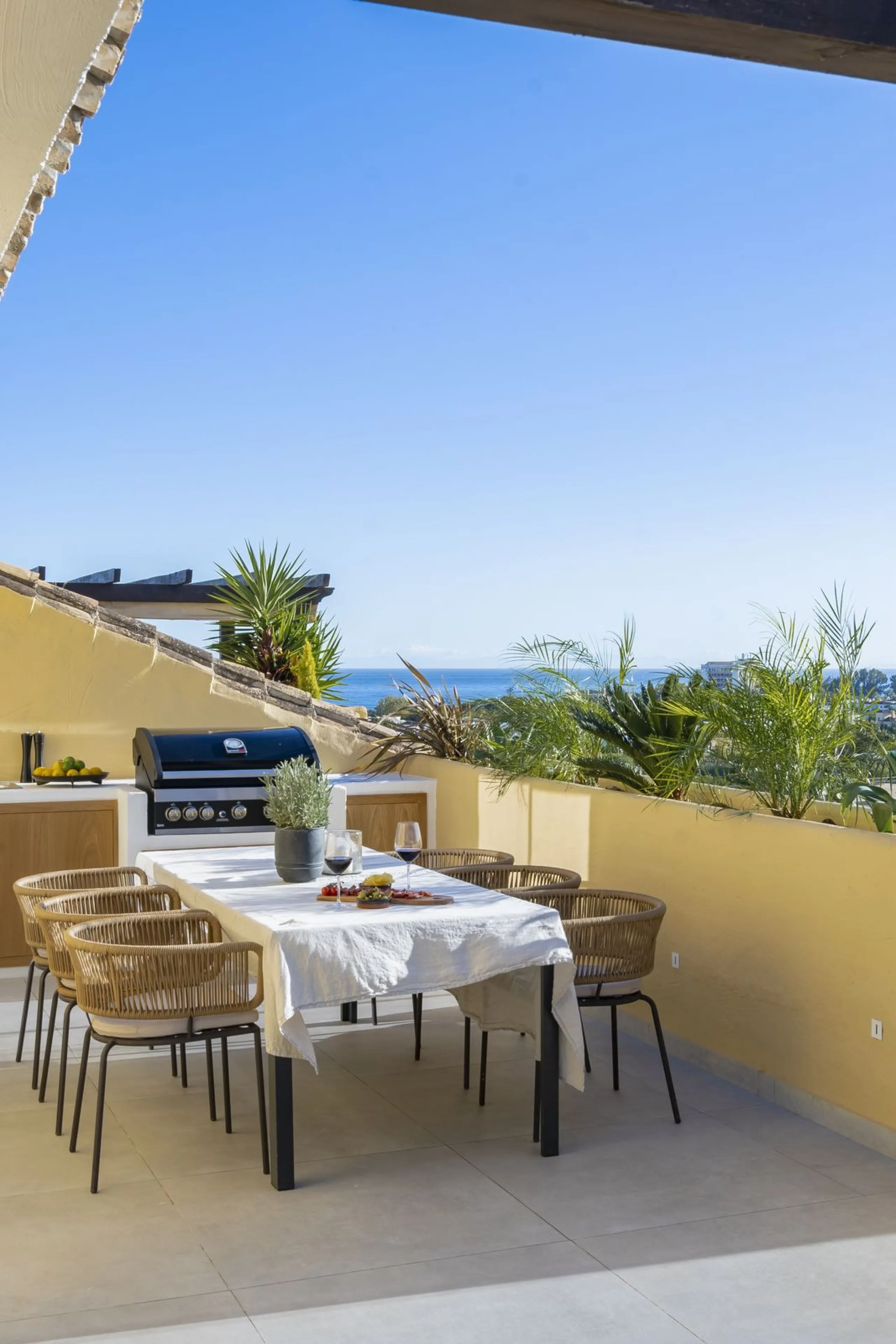 Spectacular Duplex Penthouse with Sea Views on the New Golden Mile