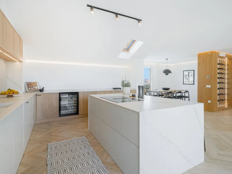 Spectacular Duplex Penthouse with Sea Views on the New Golden Mile