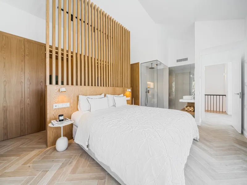 Spectacular Duplex Penthouse with Sea Views on the New Golden Mile