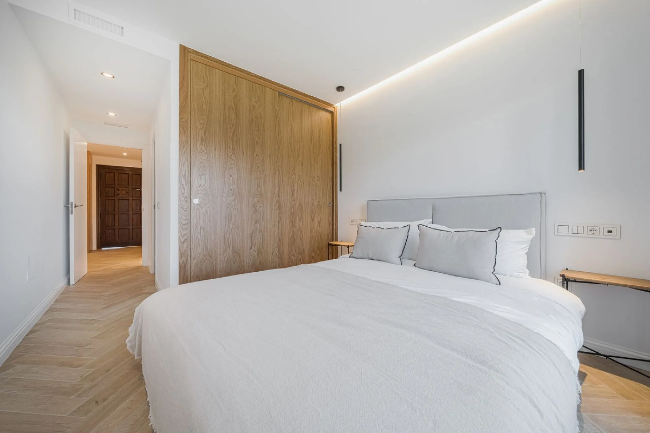 Spectacular Duplex Penthouse with Sea Views on the New Golden Mile