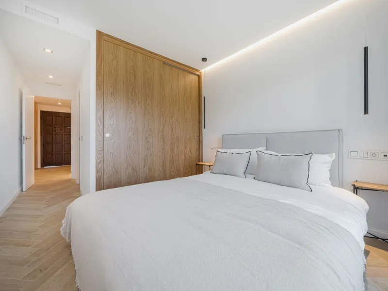 Spectacular Duplex Penthouse with Sea Views on the New Golden Mile