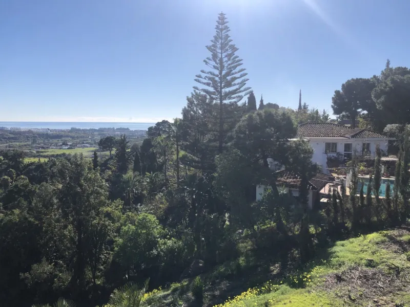 House - Detached Villa в продаже в Estepona, Málaga. В доме 6 спален и 5 ванных комнат. Площадь дома 700 м². Площадь участка 6150 м²