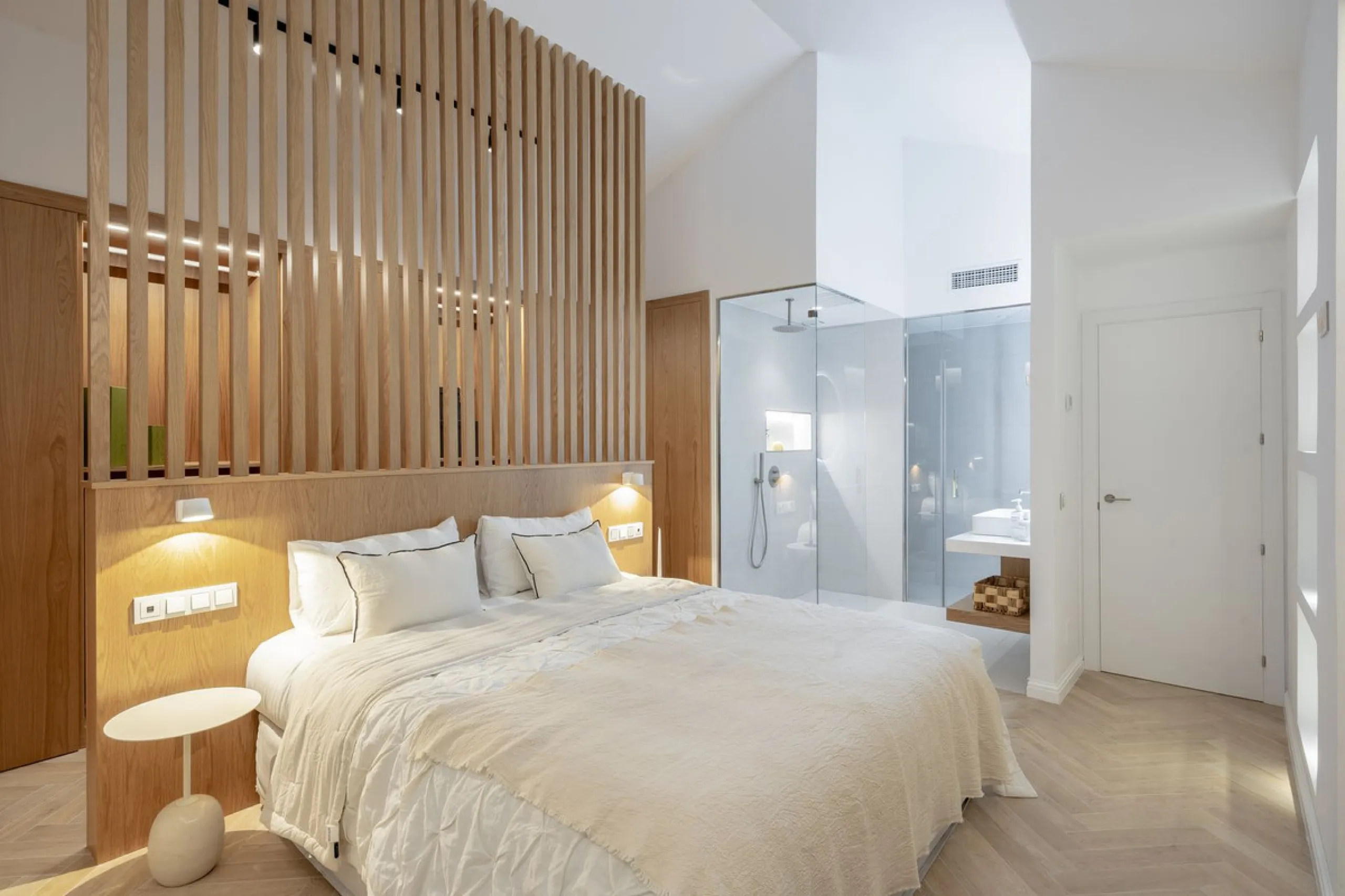Spectacular Duplex Penthouse with Sea Views on the New Golden Mile