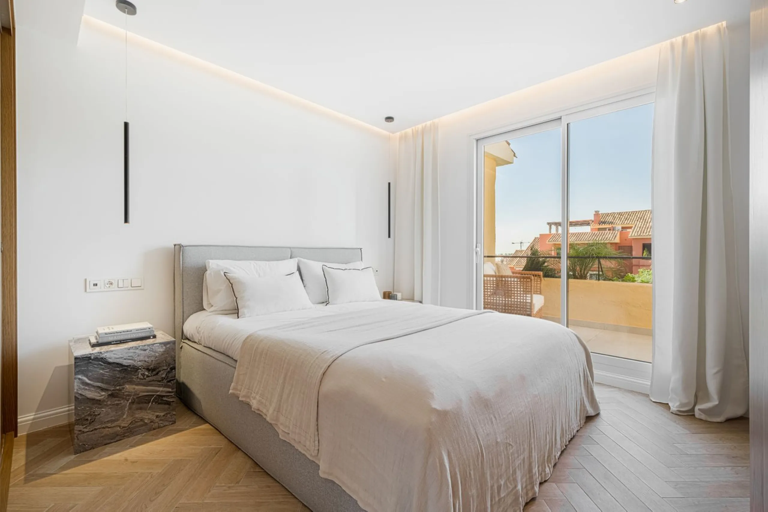 Spectacular Duplex Penthouse with Sea Views on the New Golden Mile