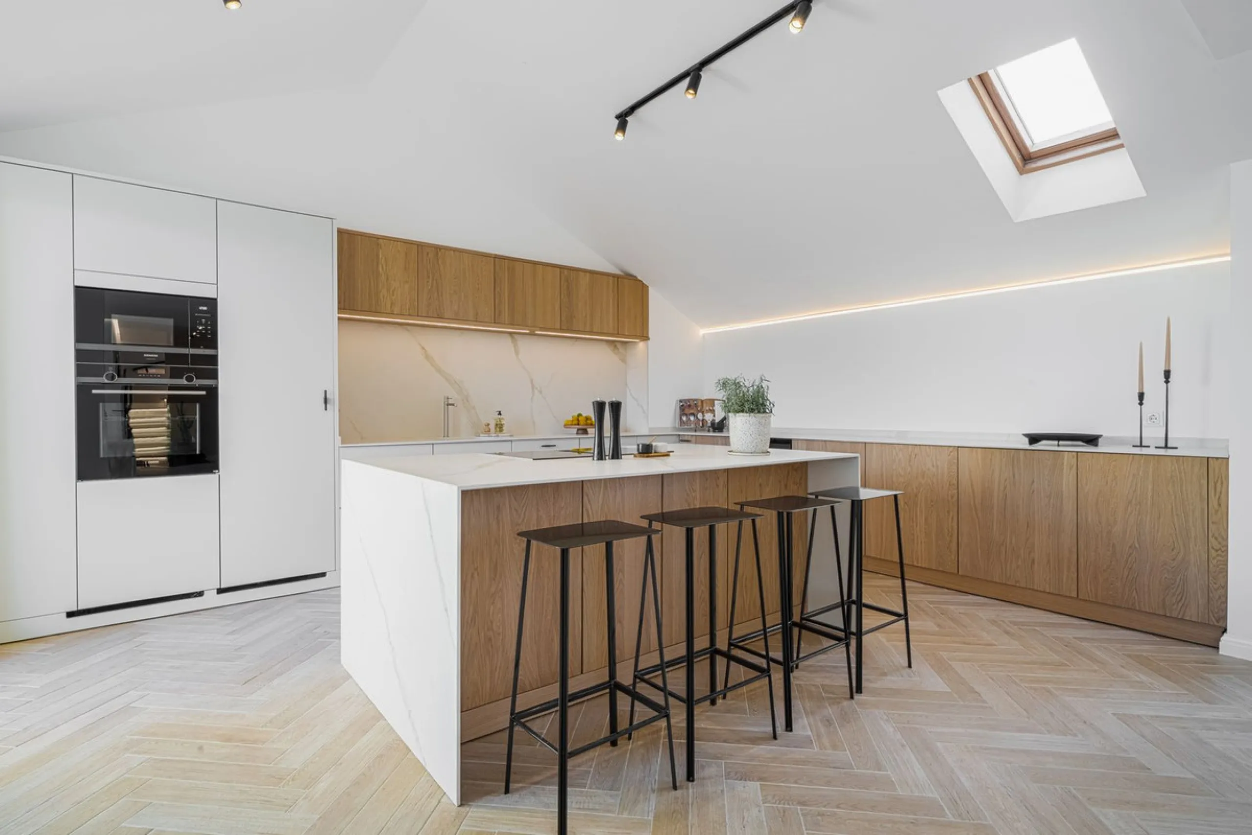 Spectacular Duplex Penthouse with Sea Views on the New Golden Mile