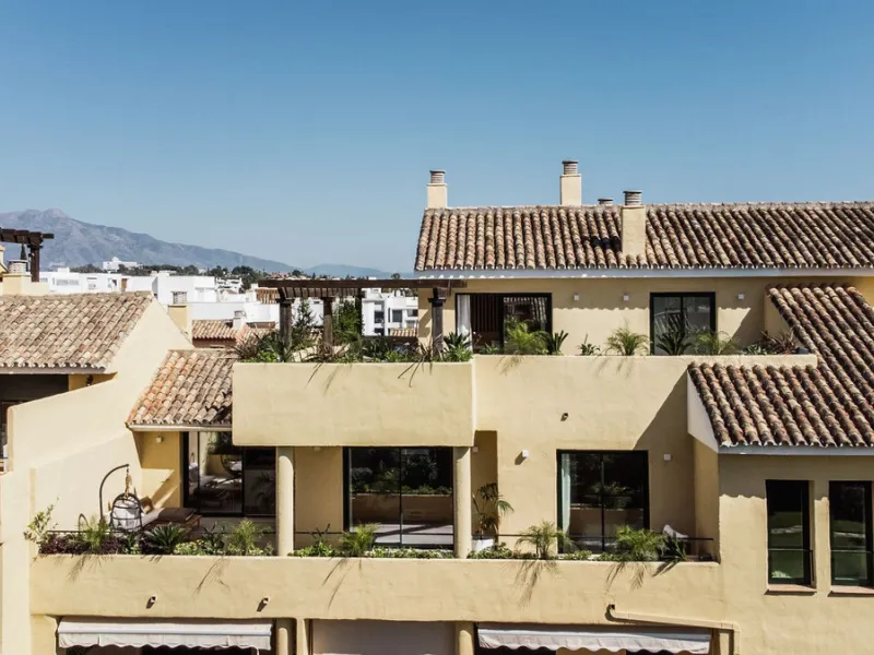Spectacular Duplex Penthouse with Sea Views on the New Golden Mile
