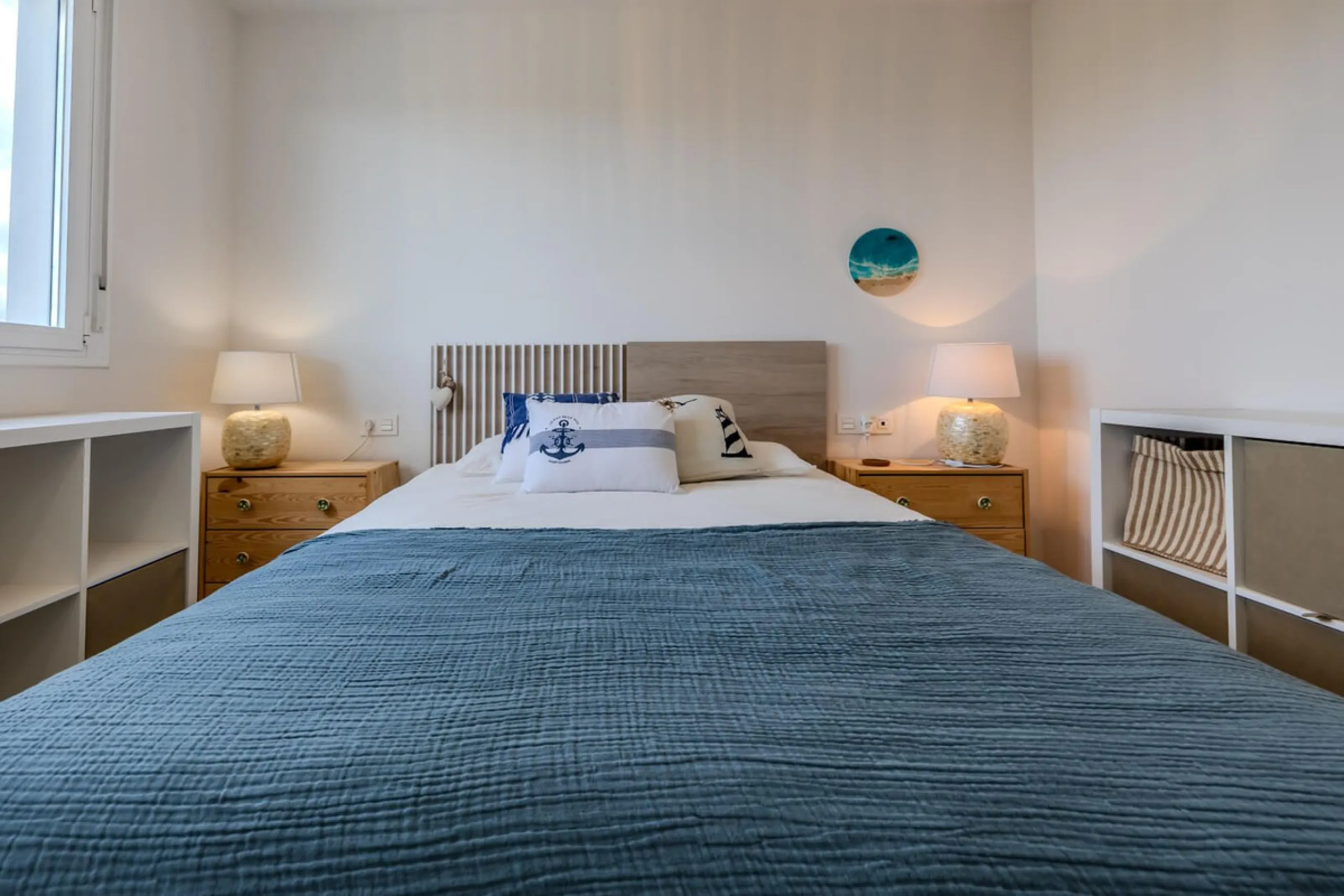Located in the Campana area of Nueva Andalucia, an international and lively area to live in, with all amenities within walking distance of your home, including restaurants, pharmacies, schools, supermarkets, etc. Jardines de Guadaiza is a modern apartment