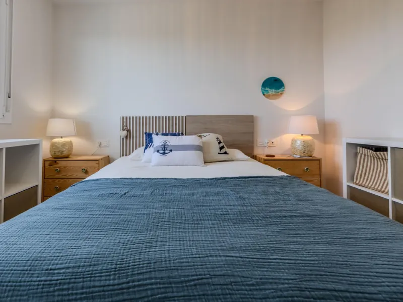Located in the Campana area of Nueva Andalucia, an international and lively area to live in, with all amenities within walking distance of your home, including restaurants, pharmacies, schools, supermarkets, etc. Jardines de Guadaiza is a modern apartment