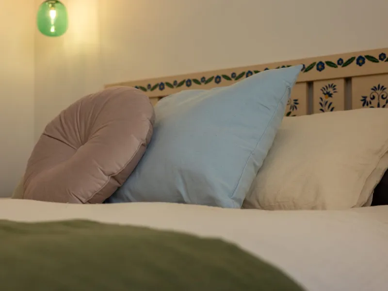 Located in the Campana area of Nueva Andalucia, an international and lively area to live in, with all amenities within walking distance of your home, including restaurants, pharmacies, schools, supermarkets, etc. Jardines de Guadaiza is a modern apartment