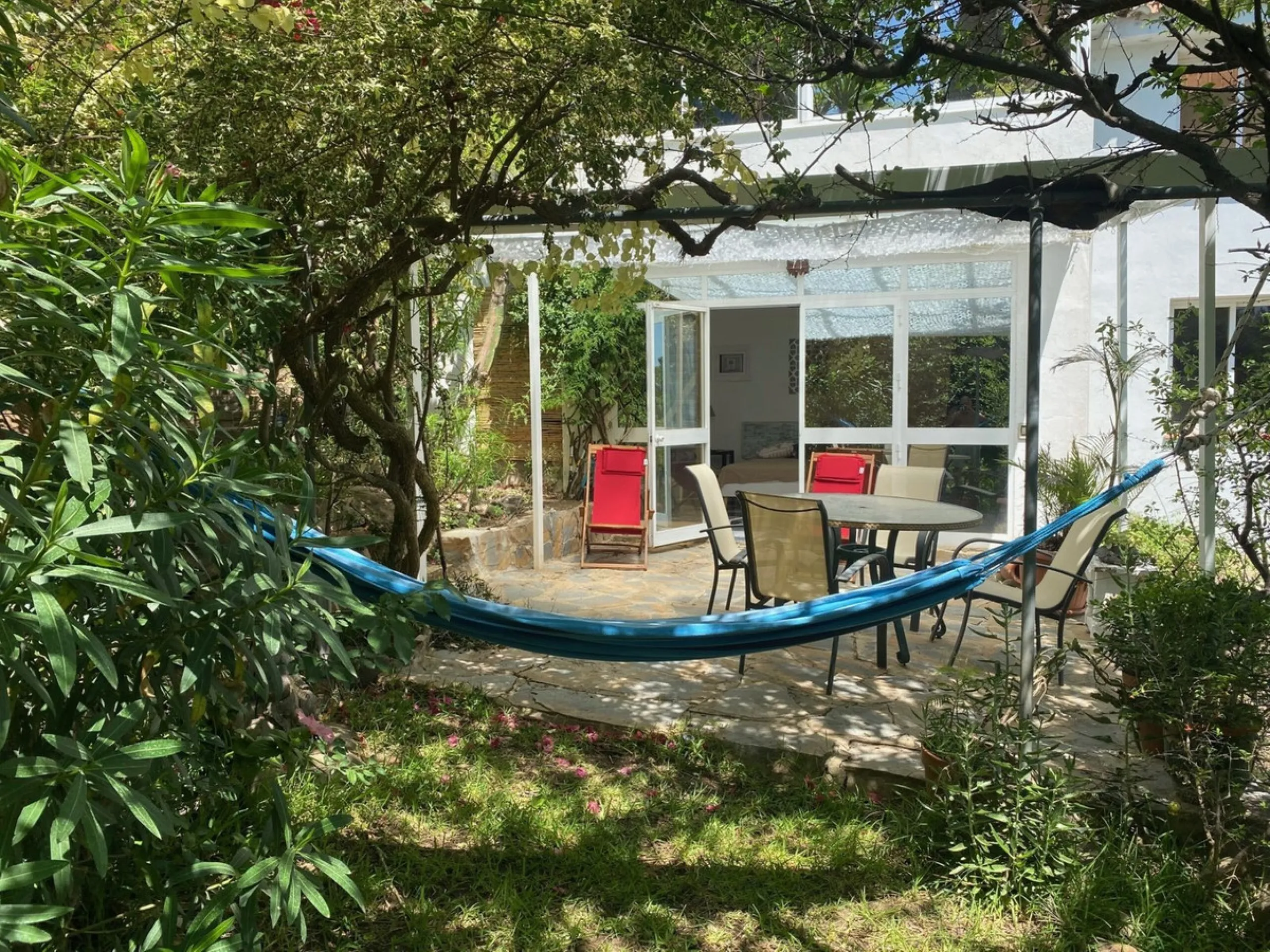 Residence or boutique hotel with stunning sea views