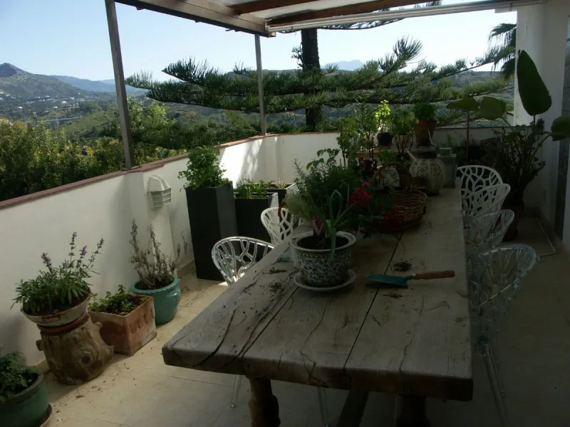 Residence or boutique hotel with stunning sea views