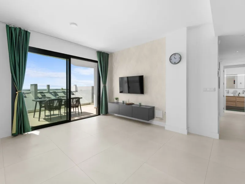 ELEGANT 2-BEDROOM APARTMENT WITH MEDITERRANEAN VIEWS!