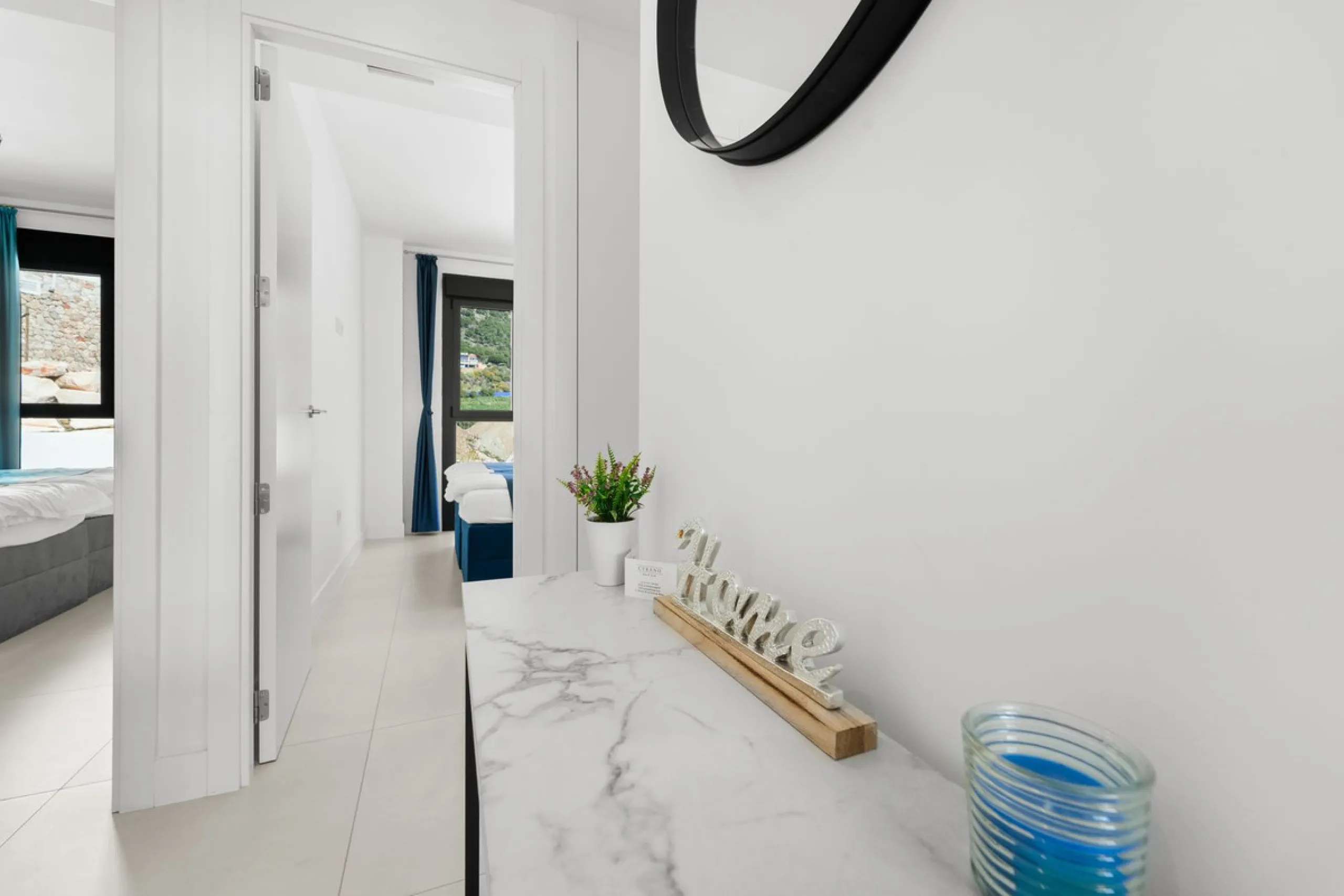 STYLISH 3-BEDROOM CORNER APARTMENT WITH STUNNING MEDITERRANEAN SEA VIEWS!