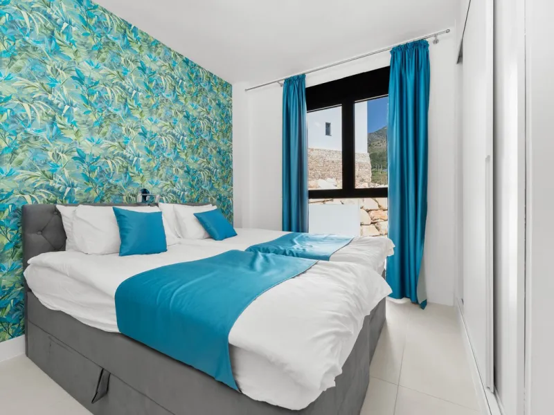 STYLISH 3-BEDROOM CORNER APARTMENT WITH STUNNING MEDITERRANEAN SEA VIEWS!